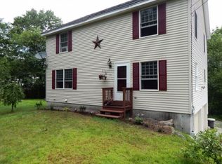 81 S Sugar Hill Rd, Weare, NH 03281