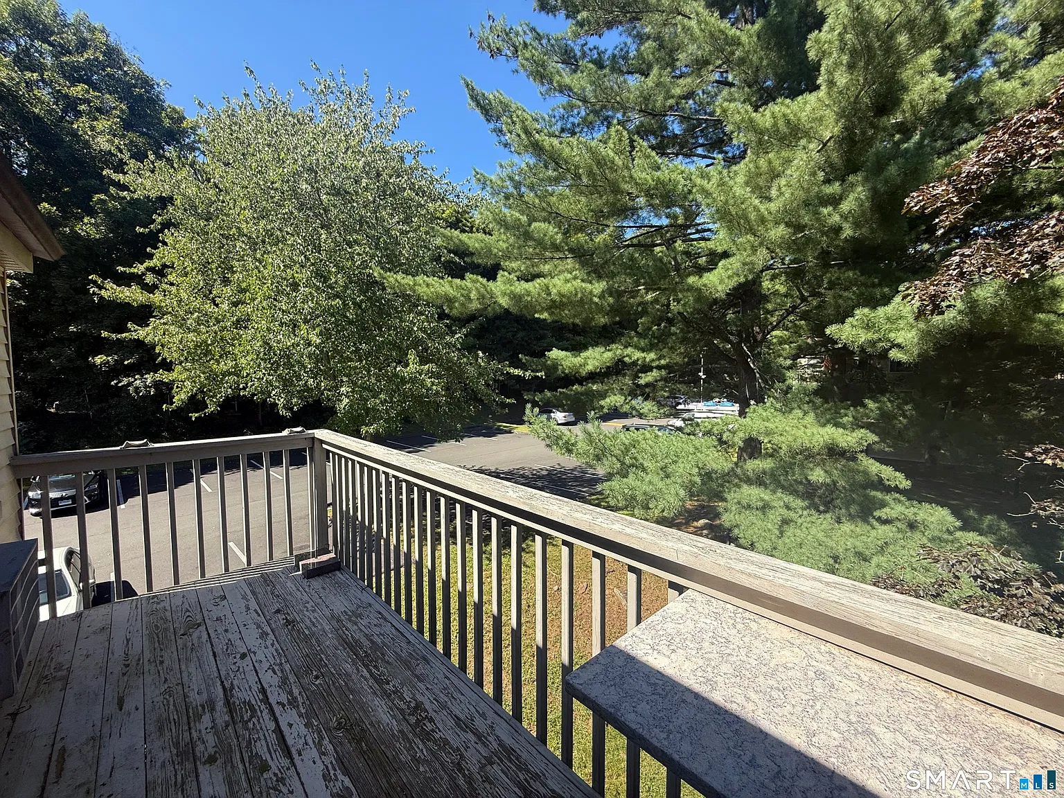 2 bed, 1.0 bath, 851 sqft, $2,050 — Photo 2