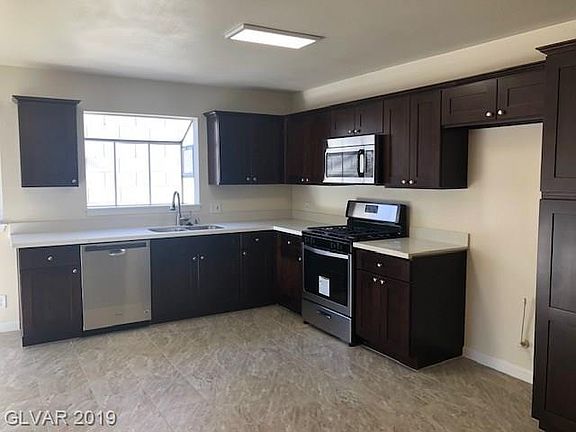 3rd image of 4730 W Montara Cir