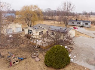 33045 Finestead Dr, Granger, IA 50109