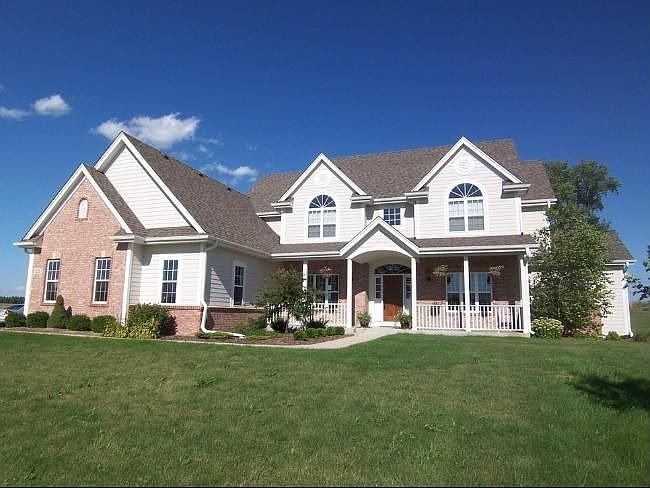 1st image of W336N8050 Prairie Hollow Dr