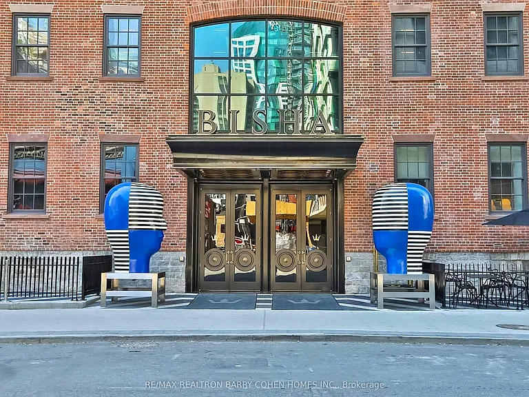 88 Blue Jays Way #LPH4101 — Photo 2