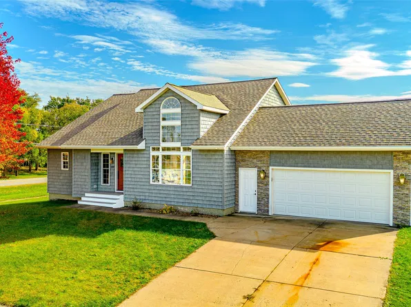 100 NW 11th St, Grimes, IA 50111
