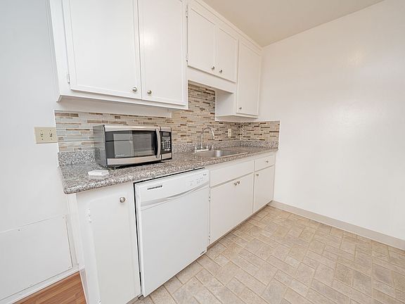 5th image of 330 Adams St APT 107