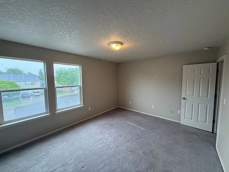169 W Tehuti Ct — Photo 3