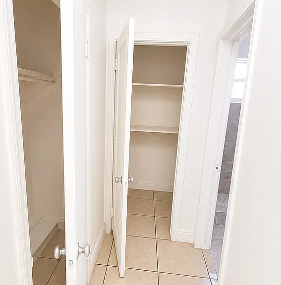 1629 SW 4th St — Photo 5