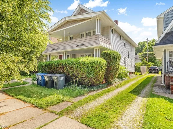 1583 Victoria Ave, Lakewood, OH 44107