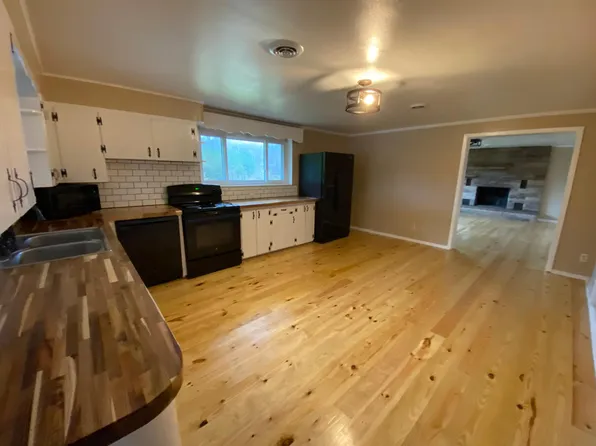 815 Lohman Rd, Sevierville, TN 37876