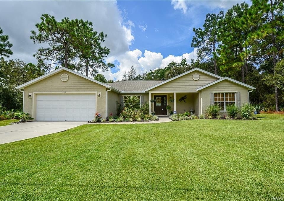 1st image of 8716 N Paradisea Dr
