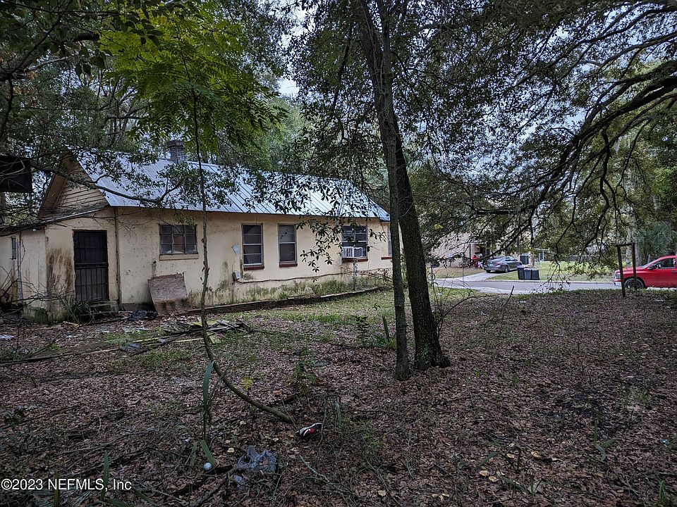 2nd image of 1245 WINTHROP Street