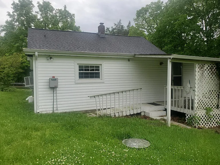1230 Pleasant Grove Rd — Photo 3