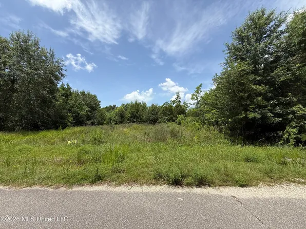5163 Bordage St, Bay Saint Louis, MS 39520