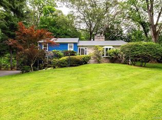 816 Hardscrabble Rd, Chappaqua, NY 10514