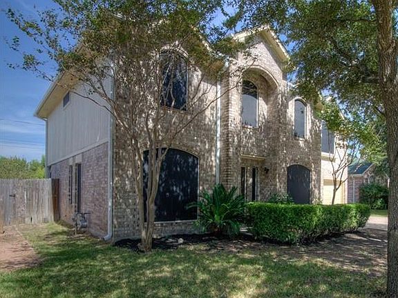 3rd image of 1618 Bengal Dr