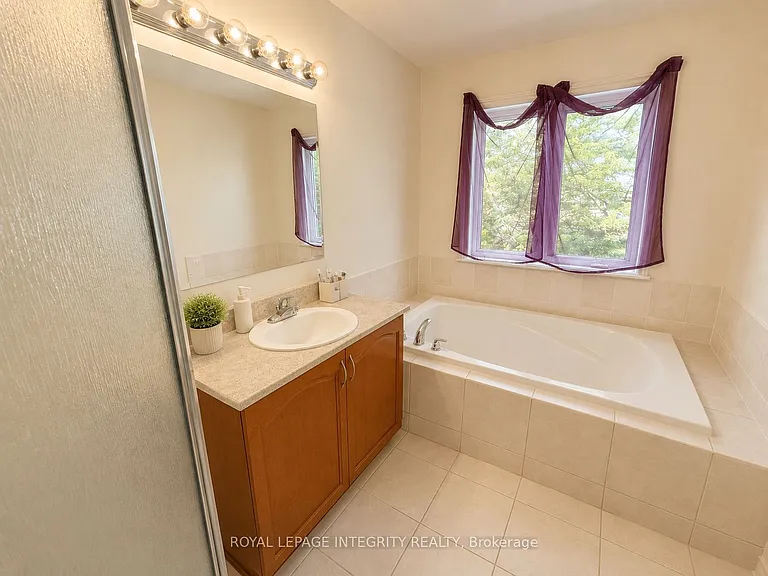106 Hornchurch Ln — Photo 14