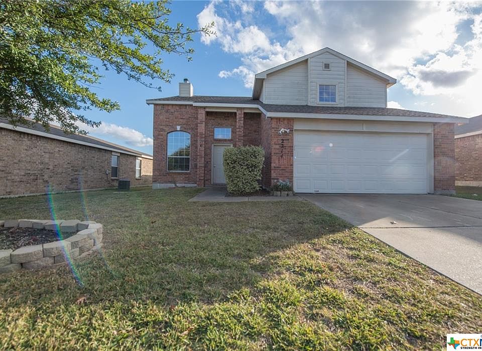 1st image of 2214 Maedell Dr