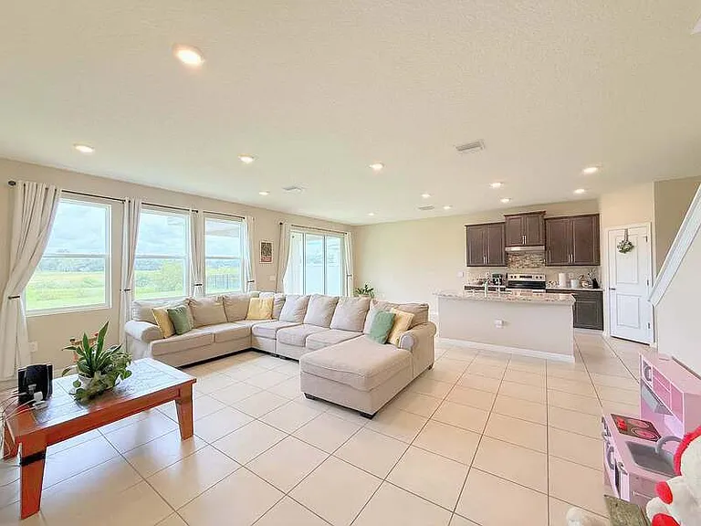 13781 Wineberry Dr — Photo 12