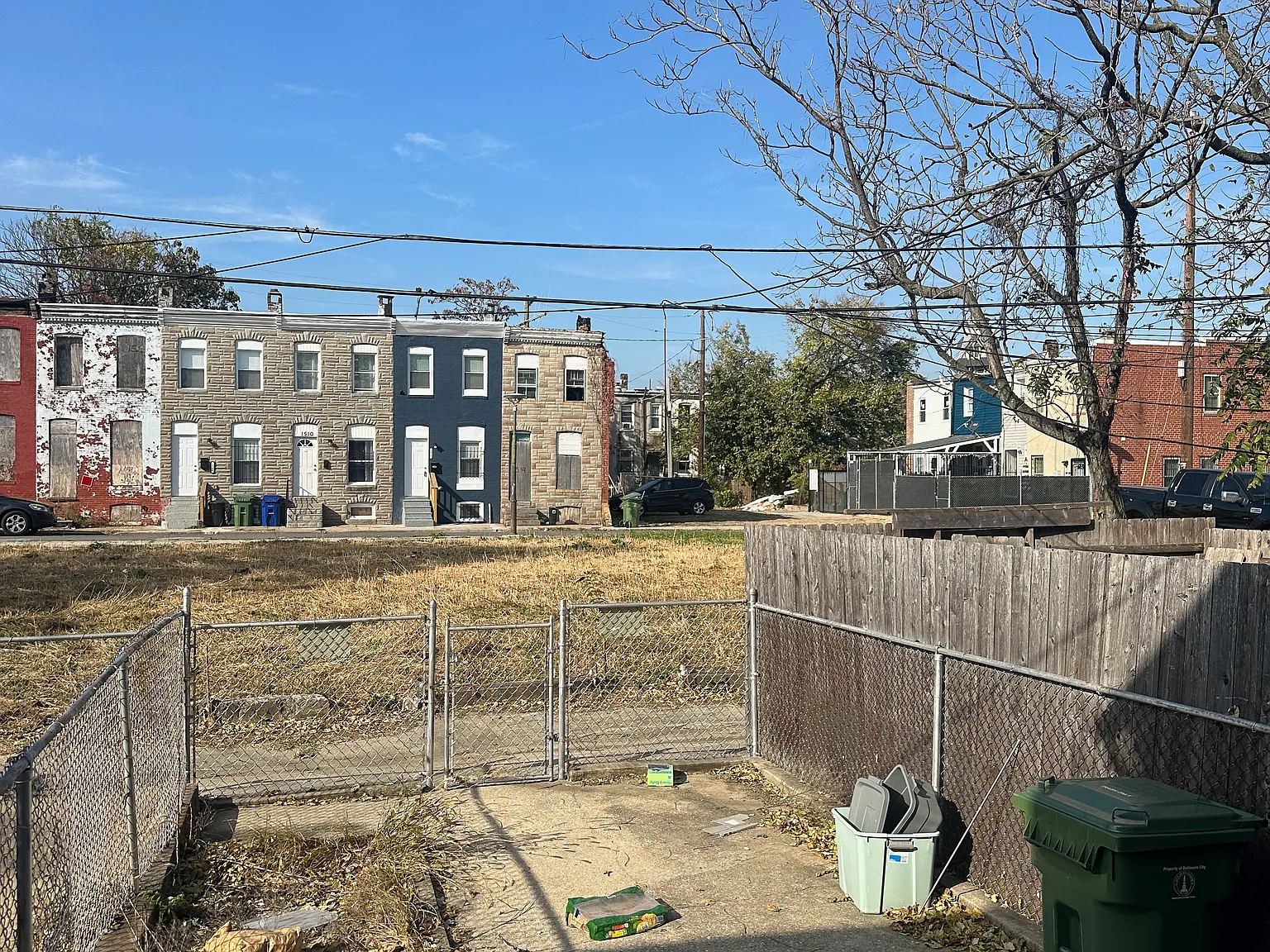 3 bed, 1.5 bath, $2,000 — Photo 3