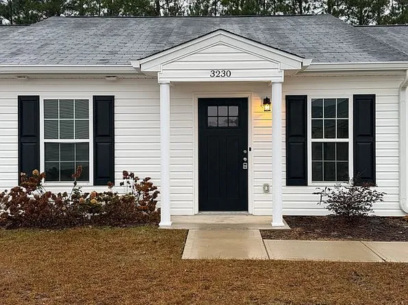 3230 Pleasant Valley Cir, Effingham, SC 29541