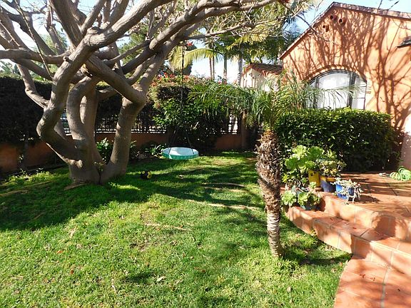 3rd image of 4126 Albatross Dr