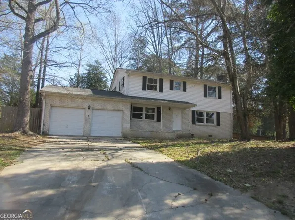 10590 Thrasher Rd, Jonesboro, GA 30238