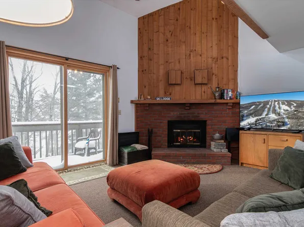 14 Snow Tree Lane #E, Dover, VT 05356