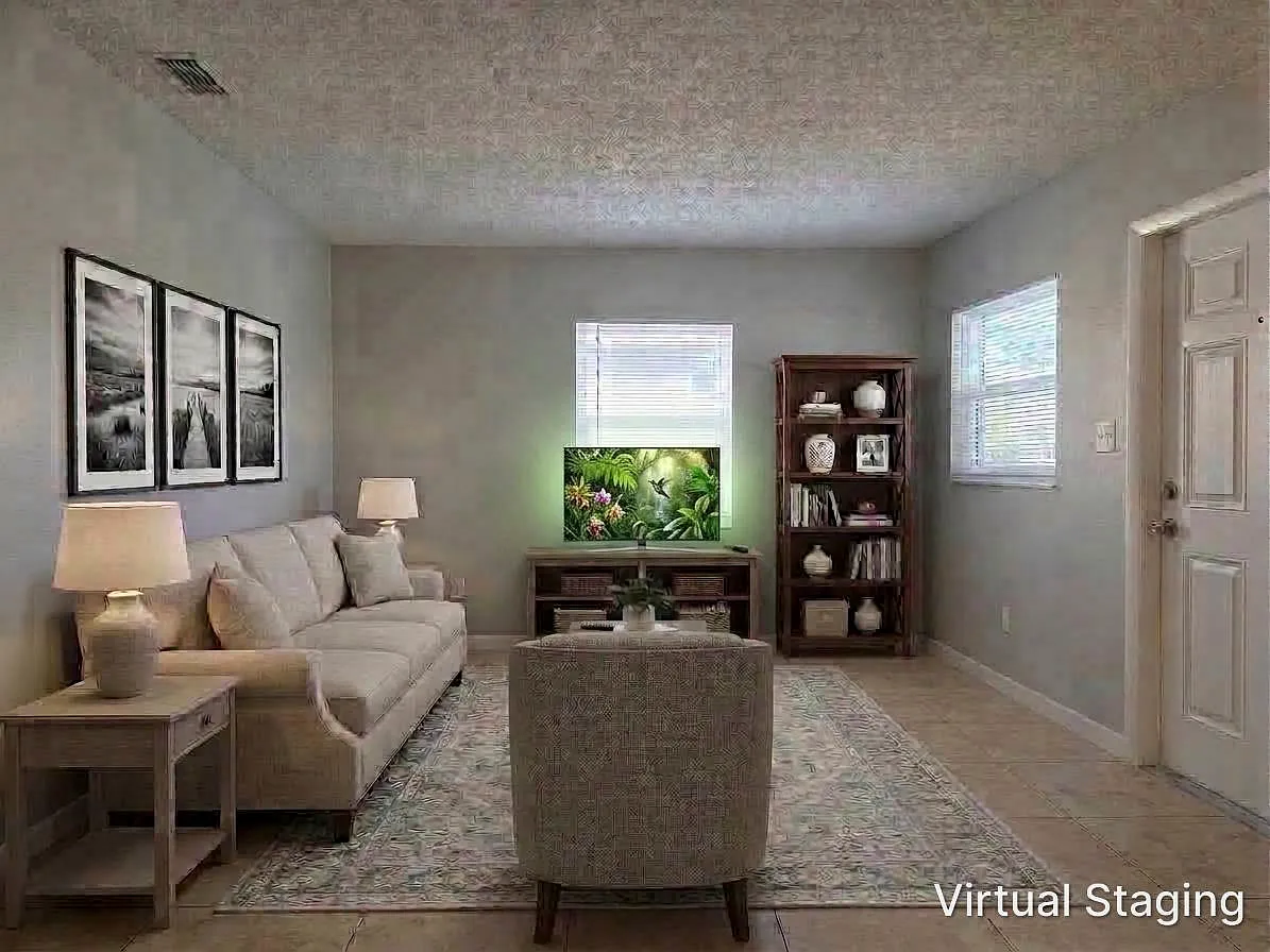 NICE Duplex - 2 Bedroom, 1 Bath — Photo 3