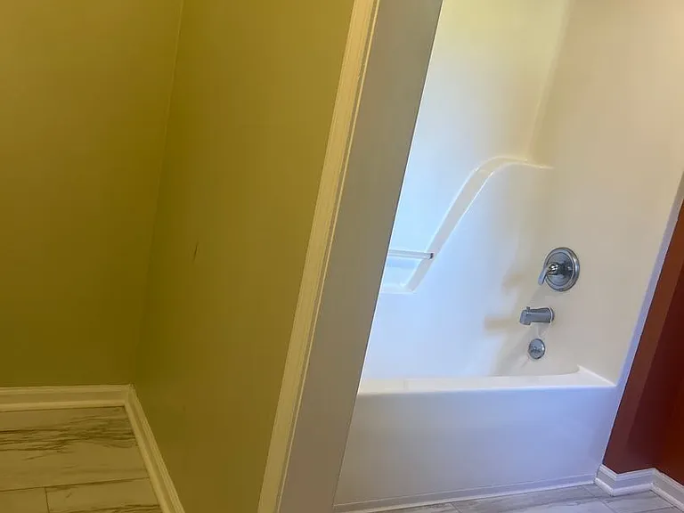 318 Crescent Dr — Photo 10