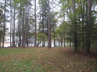 654 Buchs Haven Dr, Clarksville, VA 23927