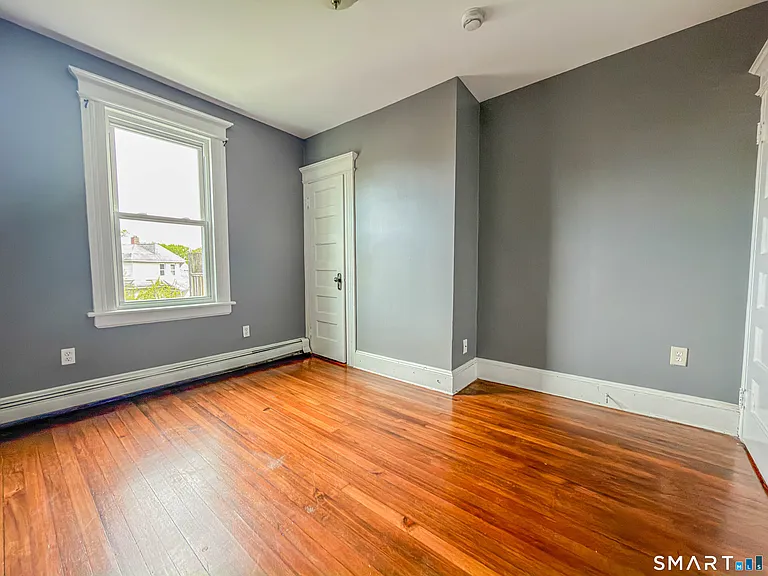 15 Elmwood Ave #3 — Photo 9