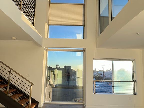 4th image of 1030 N Alvarado St #7f1de2f14