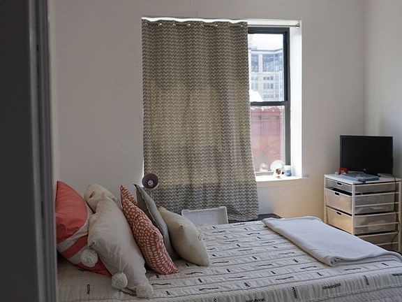 2nd image of 201 W 105th St APT 45