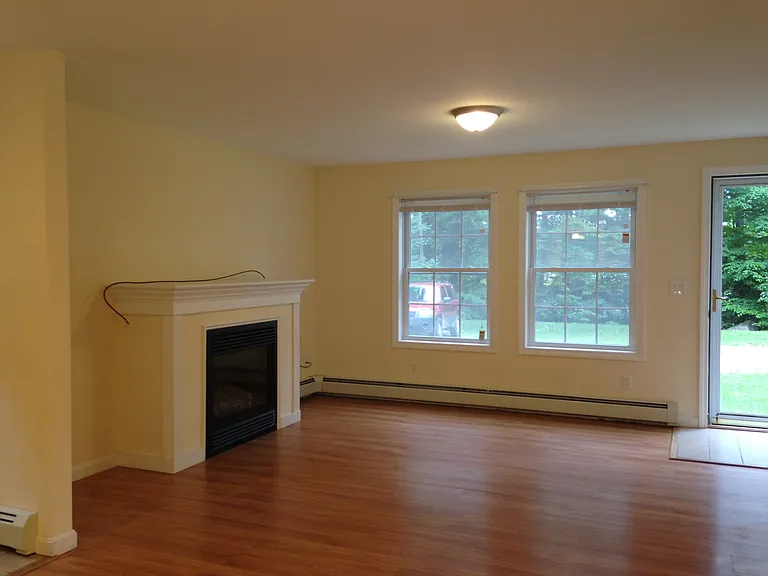 767 1st Crown Point Rd — Photo 3
