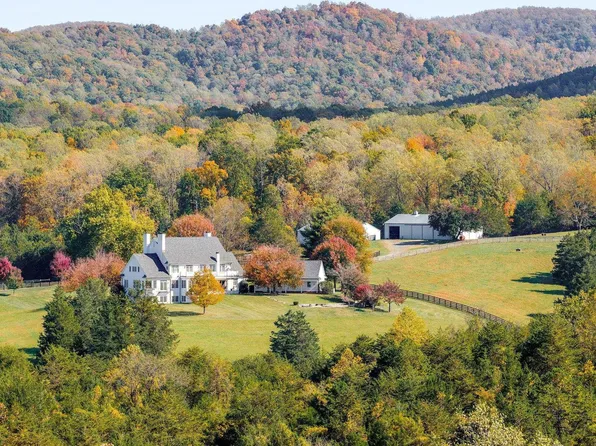 3365 Stony Point Rd, Charlottesville, VA 22911