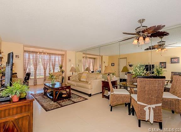 5th image of 2831 E Sunrise Lakes Dr #201