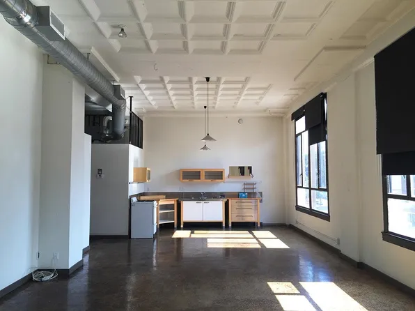 (undisclosed Address), Pomona, CA 91766