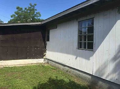 2nd image of 5102 Saratoga Ave