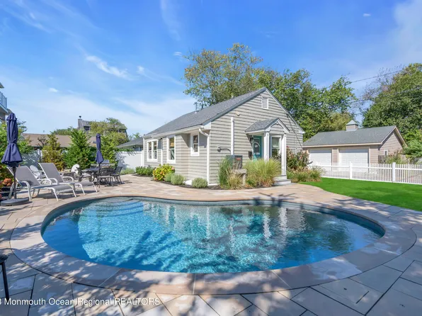 141 Maple Drive, Bay Head, NJ 08742