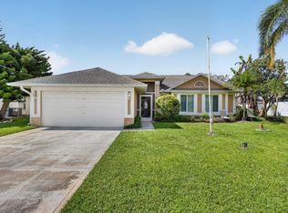 2755 SE Caladium Avenue, Port St Lucie, FL 34952