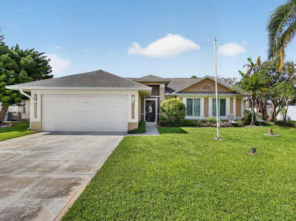 2755 SE Caladium Avenue, Port St Lucie, FL 34952