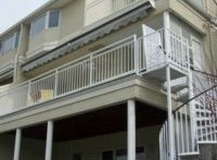 1632 Victory Ct, Prospect, KY 40059