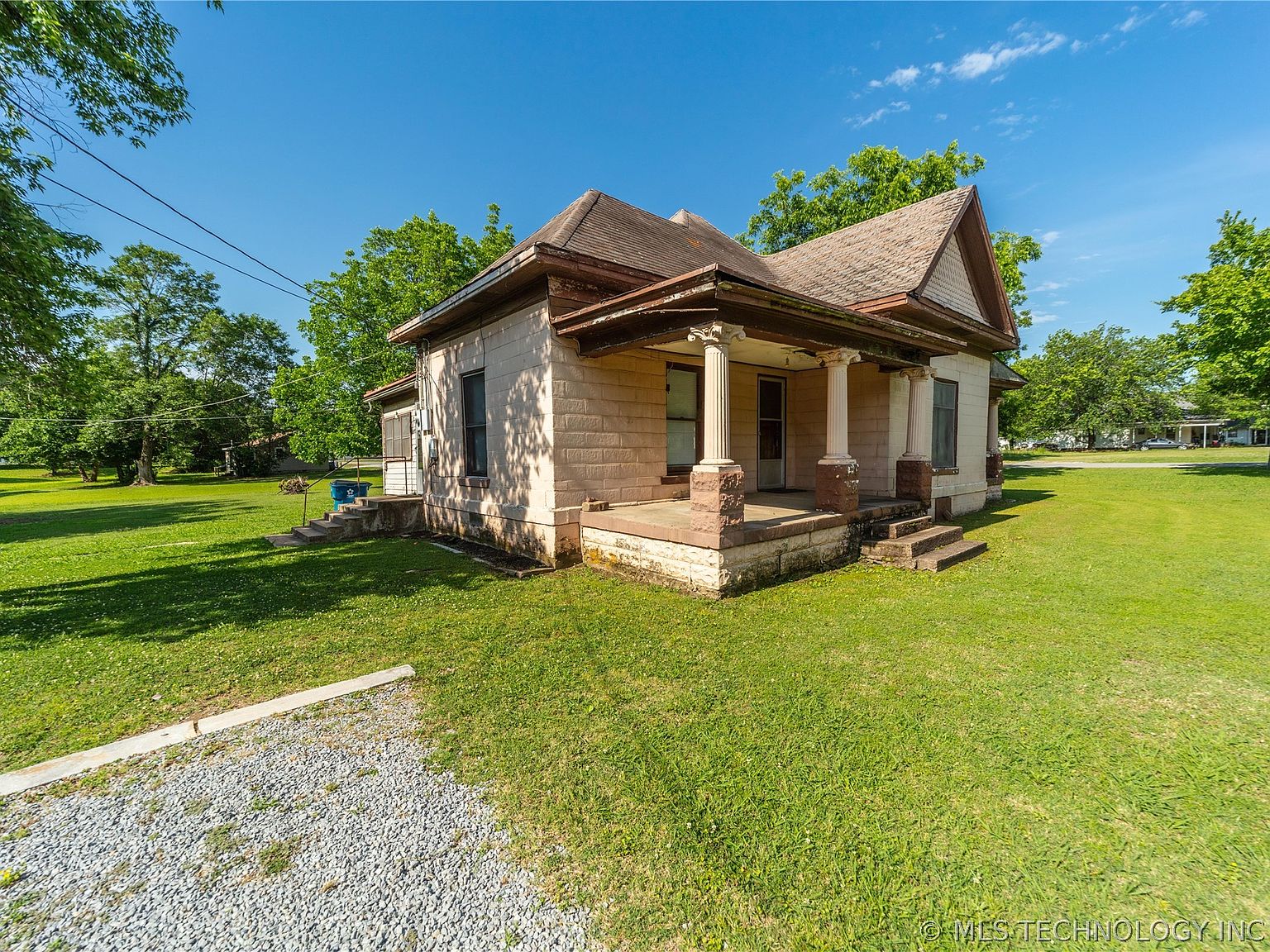 102 3rd St, Krebs, OK 74554 Zillow