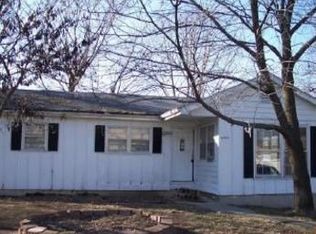 4504 Waterloo Dr, Columbia, MO 65202