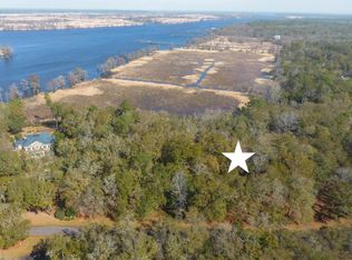 5 Rice Bluff Rd, Pawleys Island, SC 29585