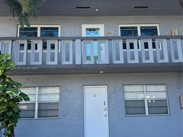 4717 SW 33rd Ave APT 202, Fort Lauderdale, FL 33312