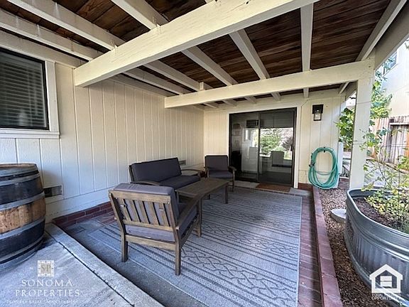 3rd image of 897 Los Robles Dr