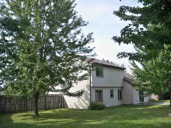 2nd image of 2631 Knollridge Dr