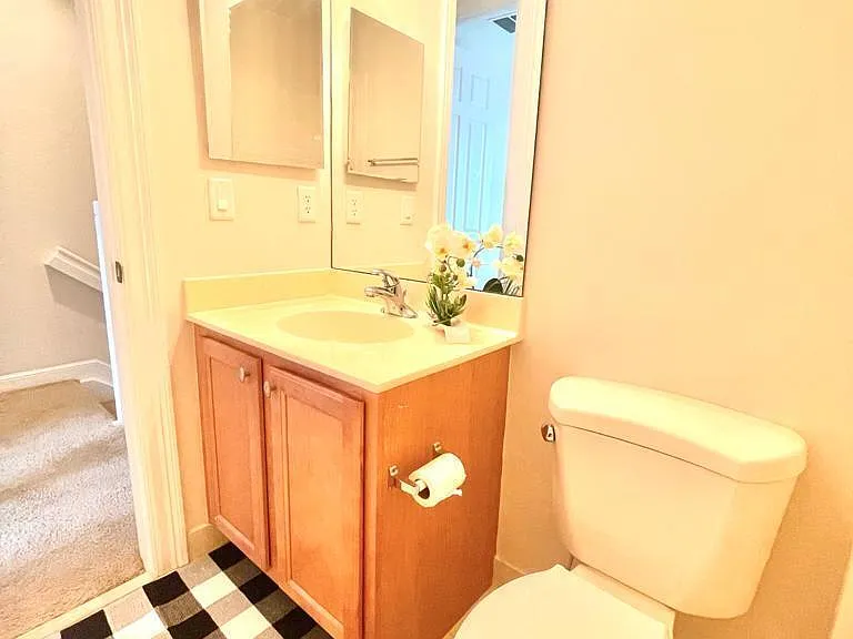 870 Marina Del Ray Ln #3 — Photo 10