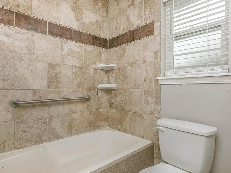 8 Windy Meadow Ln — Photo 9