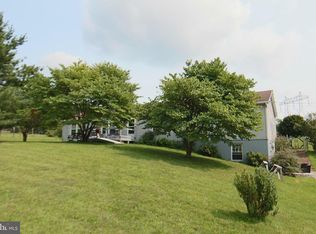 2151 Parkway W, Harrisburg, PA 17112